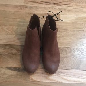 Brand new brown booties!